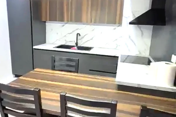 Shtepi me qera Apartament ne Tirane, 1+1, Mobilimi E mobiluar, Pagesa 600  Euro.