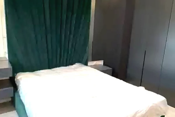 Shtepi me qera Apartament ne Tirane, 1+1, Mobilimi E mobiluar, Pagesa 600  Euro.