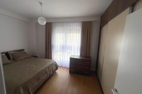 Shtepi me qera Apartament ne Tirane, 1+1, Mobilimi E mobiluar, Pagesa 600  Euro.