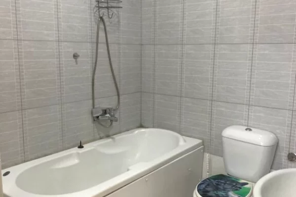 Shtepi me qera Apartament ne Tirane, 2+1, Mobilimi E mobiluar, Pagesa 450  Euro.