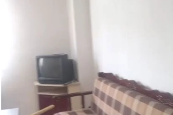 🏡 Jepet me Qera Apartament 1+1 tek Ish Fusha e Aviacionit, 350 mije leke