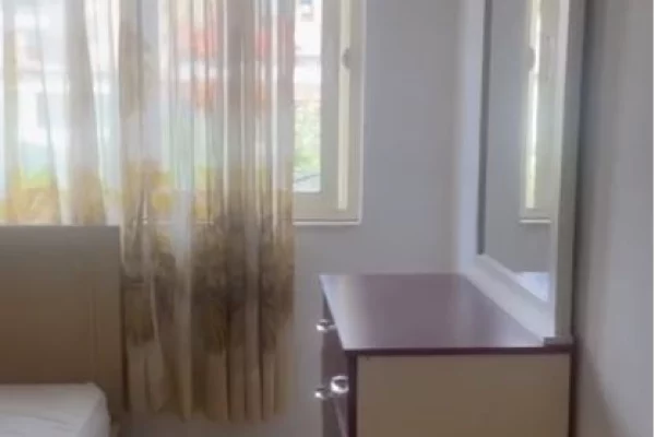 Shtepi me qera 1+1 ne Tirane - 350 Euro