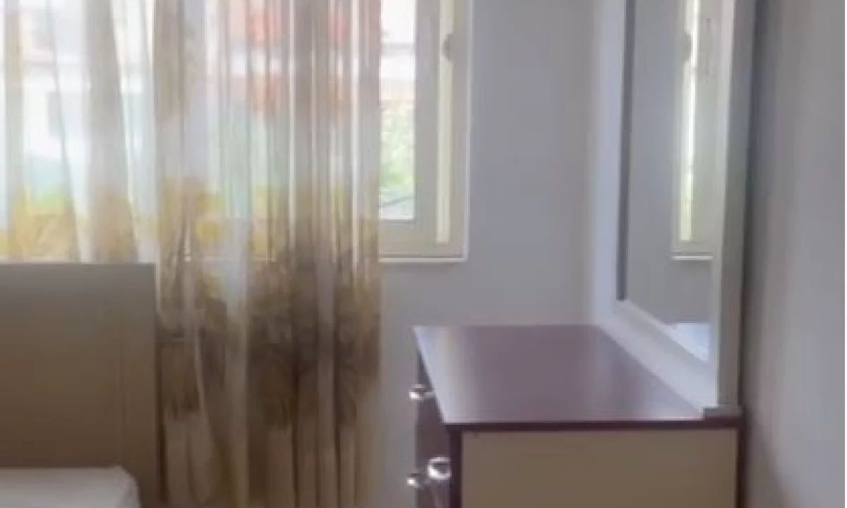 Shtepi me qera Apartament ne Tirane, 1+1, Mobilimi E mobiluar, Pagesa 350  Euro.