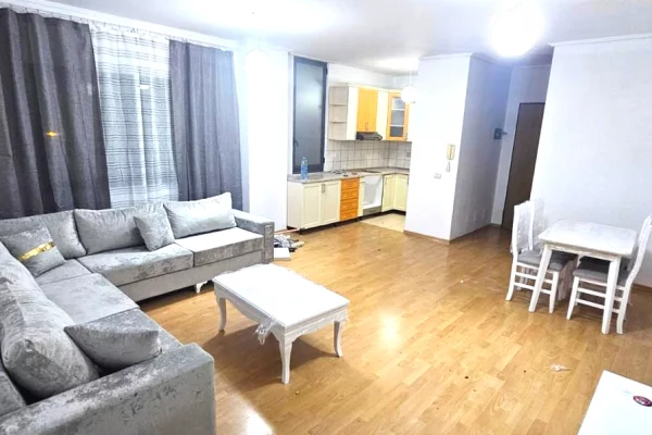 Jepet Apartament 2+1+2 ne Yzberisht , 500 MIJE LEKE
