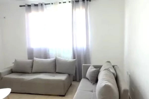 Shtepi ne shitje 1+1 ne Tirane - 85,000 Euro