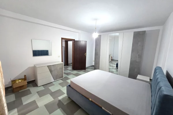 Shtepi me qera Apartament ne Tirane, 1+1, Mobilimi E mobiluar, Pagesa 500  Euro.