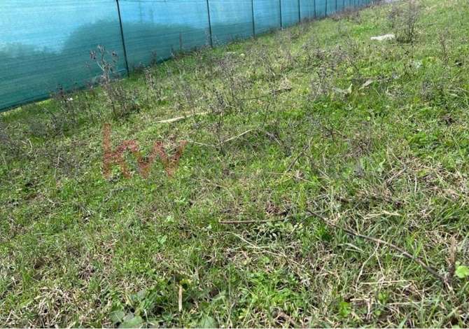 Toke per shitje ne Mjull bathore