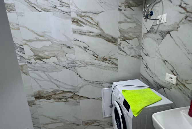 Shtepi me qera Apartament ne Tirane, 1+1, Mobilimi E mobiluar, Pagesa 450  Euro.