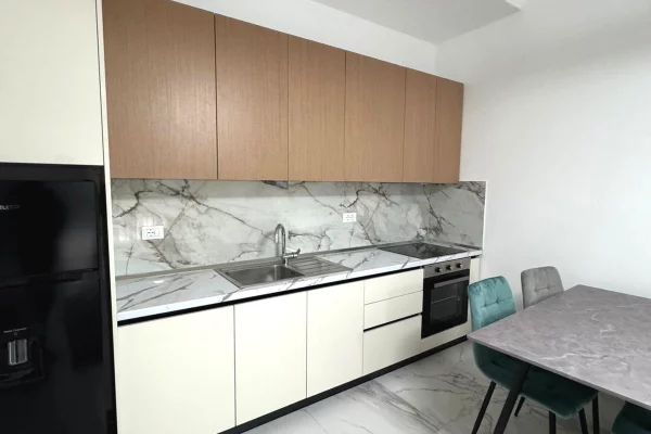 Shtepi me qera Apartament ne Tirane, 1+1, Mobilimi E mobiluar, Pagesa 450  Euro.