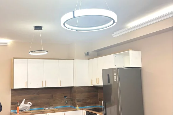 Shtepi me qera Apartament ne Tirane, 1+1, Mobilimi E mobiluar, Pagesa 500  Euro.