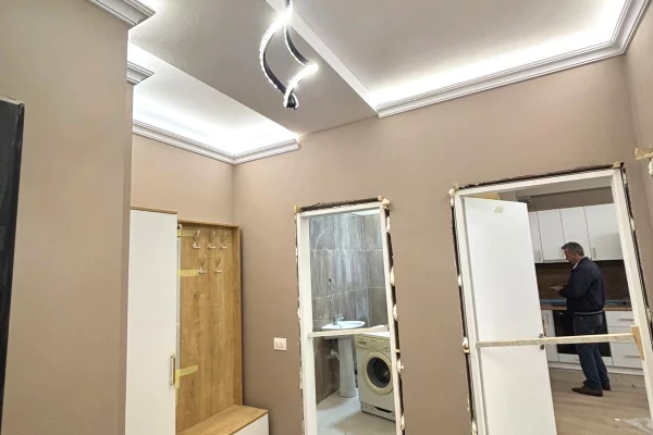 Shtepi me qera Apartament ne Tirane, 1+1, Mobilimi E mobiluar, Pagesa 500  Euro.