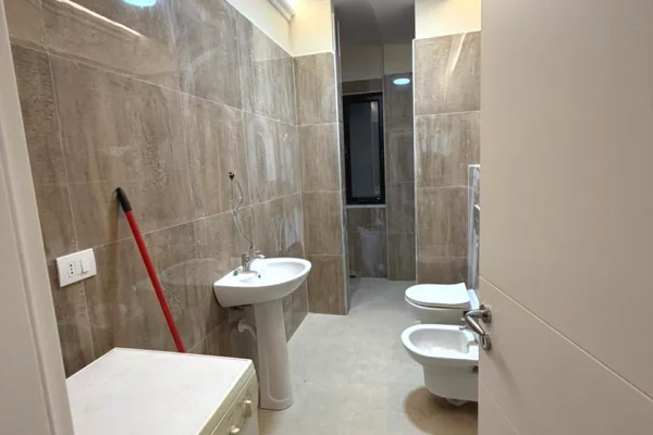 Shtepi me qera Apartament ne Tirane, 1+1, Mobilimi E mobiluar, Pagesa 500  Euro.