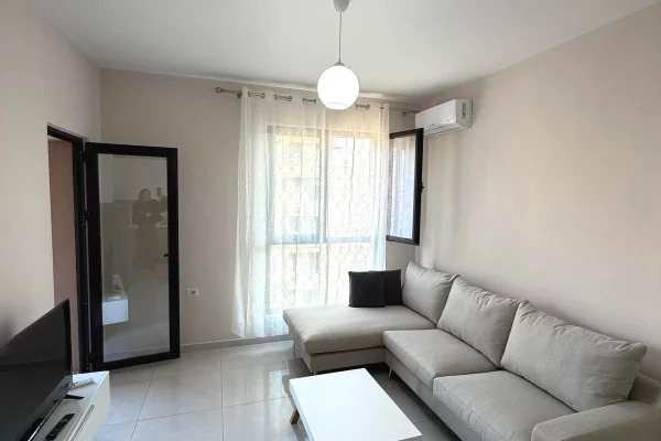 House for Rent 1+1 in Tirana - 400 Euro