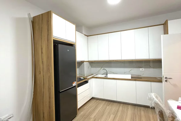 Shtepi me qera Apartament ne Tirane, 2+1, Mobilimi E mobiluar, Pagesa 600  Euro.