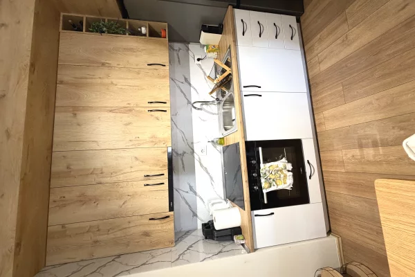Shtepi me qera Apartament ne Tirane, 1+1, Mobilimi E mobiluar, Pagesa 45,000  Leke.
