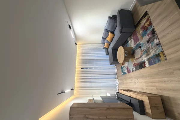Shtepi me qera Apartament ne Tirane, 1+1, Mobilimi E mobiluar, Pagesa 60,000  Leke.