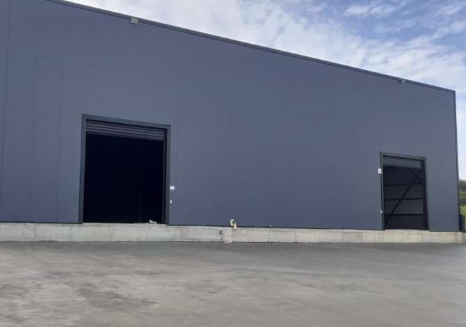 Ambient biznesi me qera 4+1 ne Vlore - 3,500 Euro