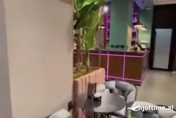 Shitet ambient biznesi 104 m2 me hipotek pran Terminalit📍