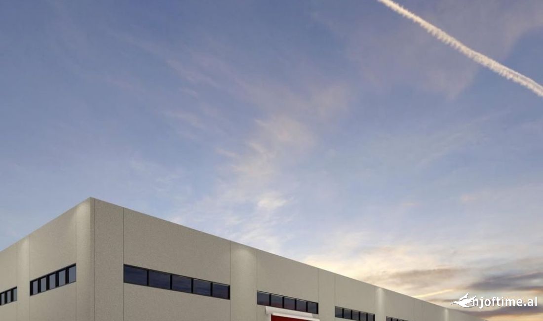 Jepet magazine me qera 1000 m2 dhe lartrsi 9 m ne Vore📍