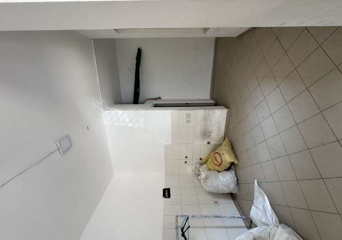 Business Property in Sale 1+1 in Tirana - 65,000 Euro