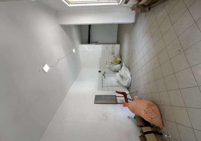 Business Property in Sale 1+1 in Tirana - 65,000 Euro