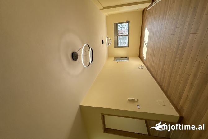 Appartamento in vendita a Tirana 2+1, Vuoto