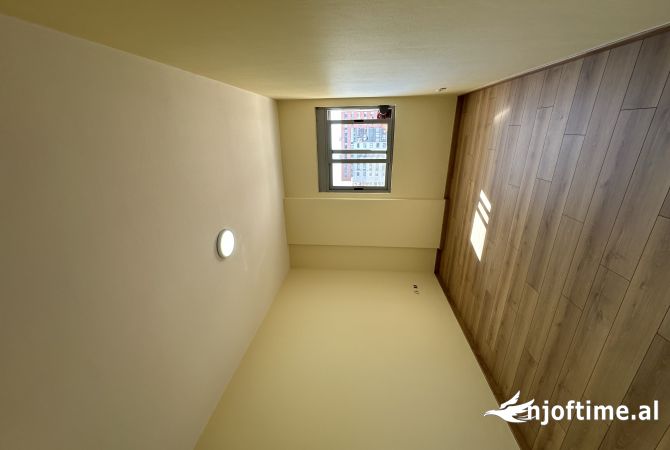 Appartamento in vendita a Tirana 2+1, Vuoto