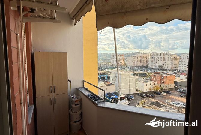 Appartamento in vendita a Tirana 1+1, Arredato