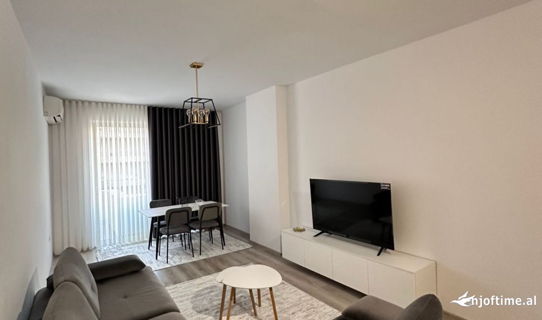 Appartamento in affitto a Tirana 1+1, Arredato