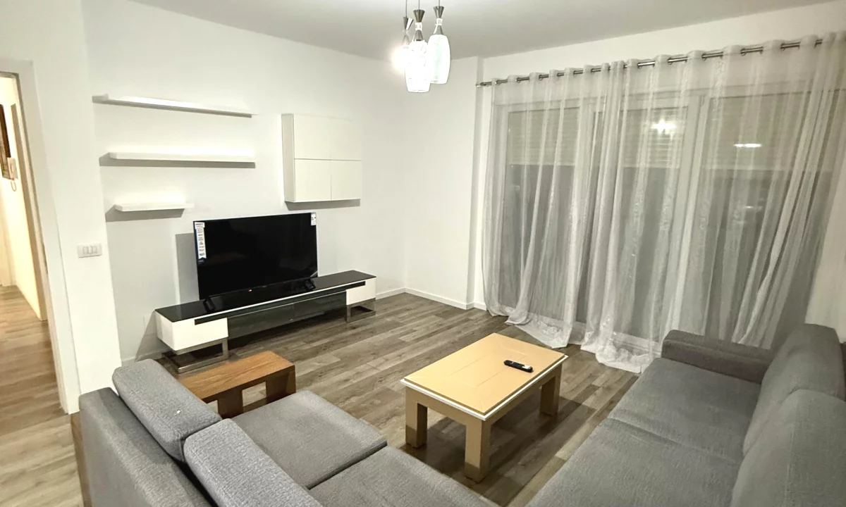 Shtepi me qera Apartament ne Tirane, 2+1, Mobilimi E mobiluar, Pagesa 55,000  Leke.