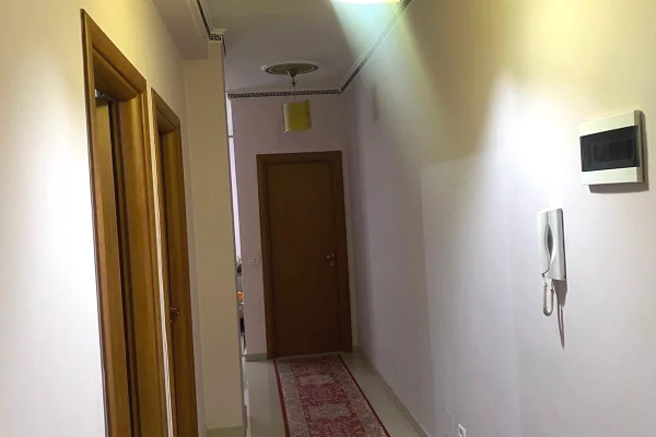 Casa in affitto 3+1 a Tirana - 90,000 Leke