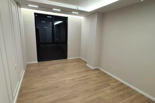 Apartment for rent in Tirana 2+1, Emty