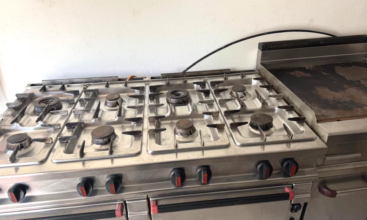 Shiten pajisjet ne gjendje te mire