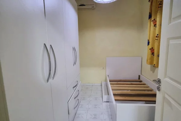 Casa privata/Indipendente in affitto a Tirana 2+1, Arredato