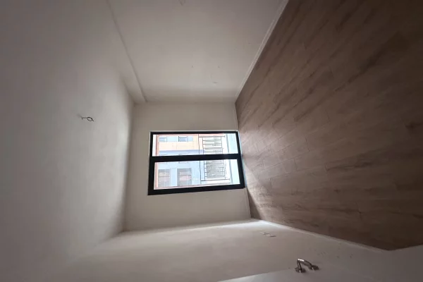 Shtepi me qera Apartament ne Tirane, 1+1, Mobilimi Bosh, pa mobiluar, Pagesa 400  Euro.