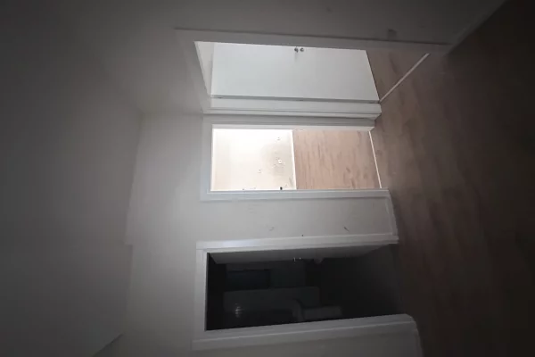 Shtepi me qera Apartament ne Tirane, 1+1, Mobilimi Bosh, pa mobiluar, Pagesa 400  Euro.