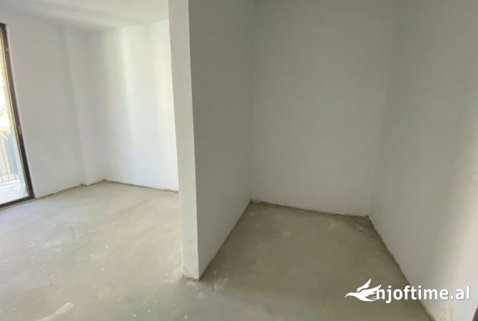 Zyre per qera ,Altana Luxury Residence!