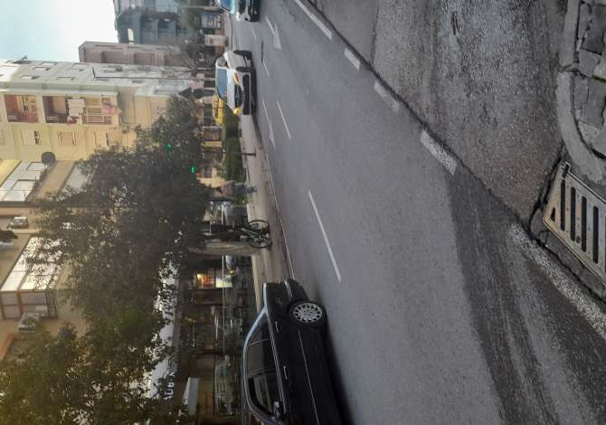 Ambient biznesi me qera 1+1 ne Tirane - 850 Euro