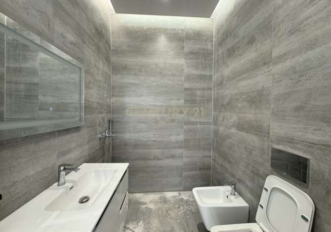 Business Property in Sale 3+1 in Tirana - 230,000 Euro