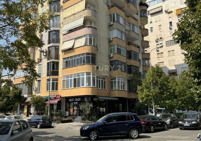Business Property in Sale 3+1 in Tirana - 230,000 Euro