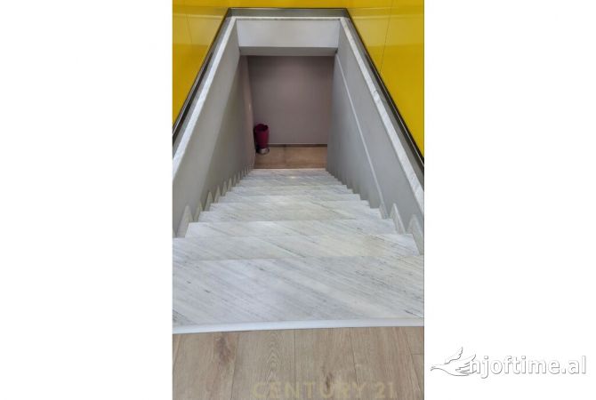 ZYRA PER QIRA PRANE 9-KATESHEVE!