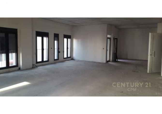 Business Property in Sale in Tirana - 275,000 Euro