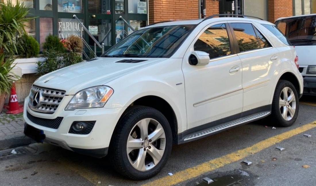 Auto in Vendita a Tirana, Mercedes-Benz, 2010 Diesel,Kambio Automatik Pagamento 7,900  Euro.