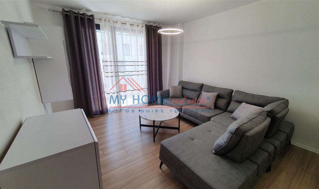 Shtepi ne shitje Apartament ne Tirane, 2+1, Mobilimi E mobiluar, Pagesa 210,000  Euro.