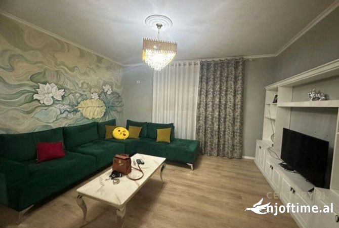 Shtepi me qera Apartament ne Tirane, 1+1, Mobilimi E mobiluar, Pagesa 500  Euro.