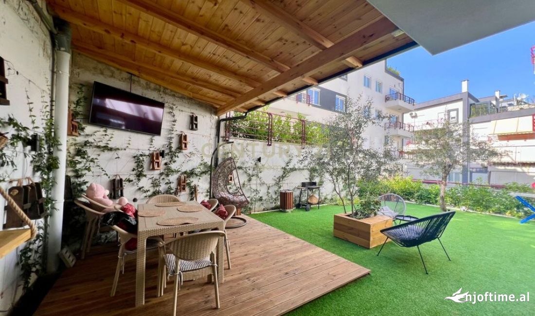 Shtepi me qera Apartament ne Tirane, 2+1, Mobilimi E mobiluar, Pagesa 1,200  Euro.