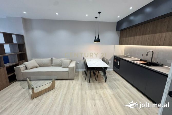 Shtepi ne shitje Apartament ne Tirane, 2+1, Mobilimi E mobiluar, Pagesa 165,000  Euro.