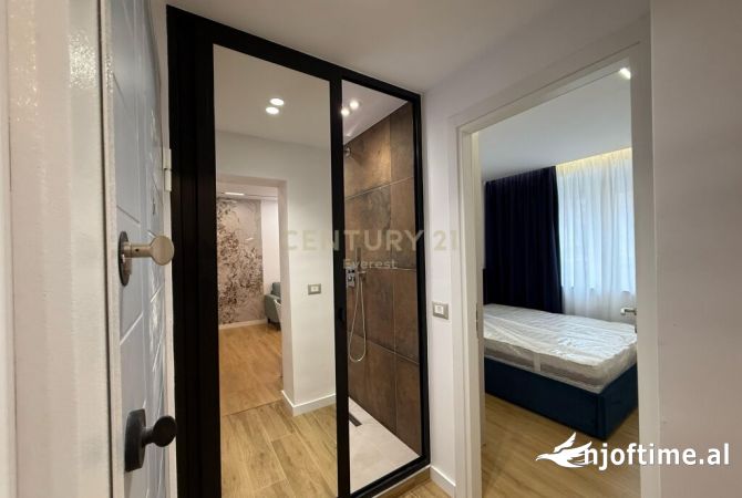 Shtepi ne shitje Apartament ne Tirane, 1+1, Mobilimi E mobiluar, Pagesa 195,000  Euro.