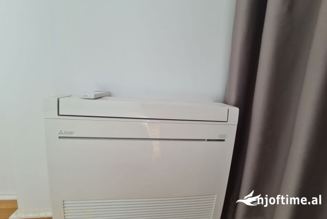 Shtepi me qera Vila Luksoze ne Tirane, 3+1, Mobilimi E mobiluar, Pagesa 4,000  Euro.