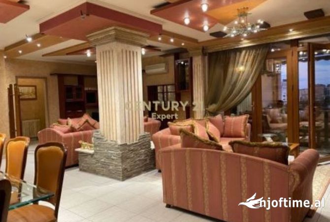 Shtepi me qera Apartament ne Tirane, 3+1, Mobilimi E mobiluar, Pagesa 1,500  Euro.